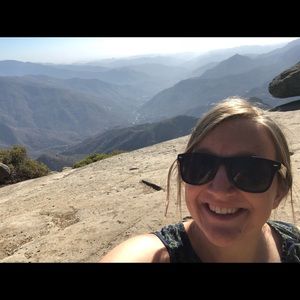 Meet your Posher, Karina